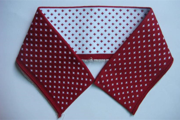 羅紋領和橫機領有什么區別？